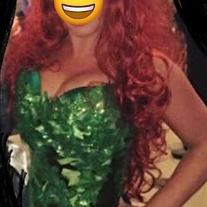 HALLOWEEN COSPLAY WIG RED Bombshell long curly  #poison ivy costume